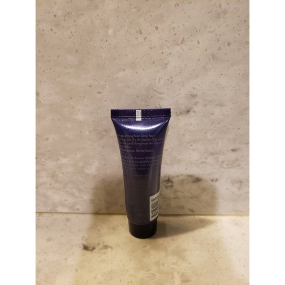 Oribe Featherbalm Weightless Styler Blow Dry Lotion For Anti-Frizz All Hair Type - Picture 2 of 2